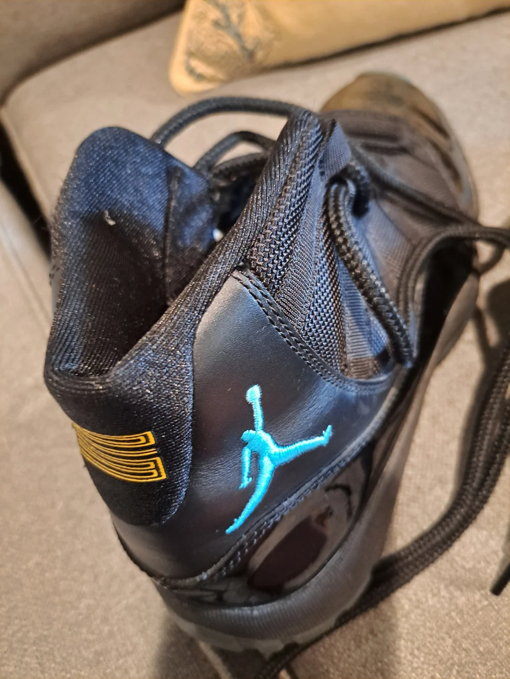 Nike Air Jordan 11 Retro 